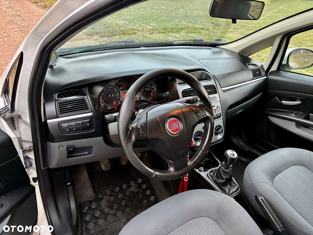 Fiat Linea 1.4 Dynamic Euro5 - 27