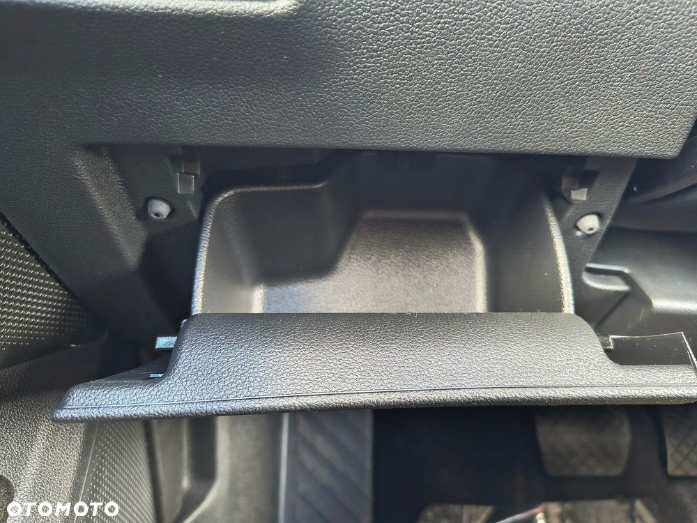 Volkswagen Tiguan - 13
