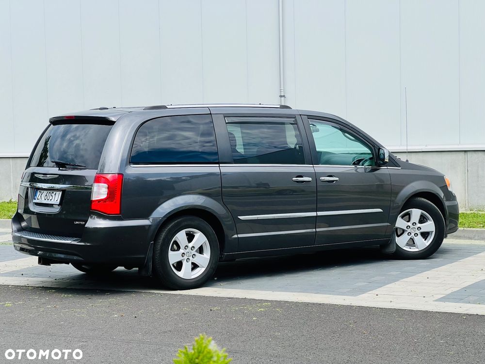 Chrysler Town & Country 3.6 Limited - 3
