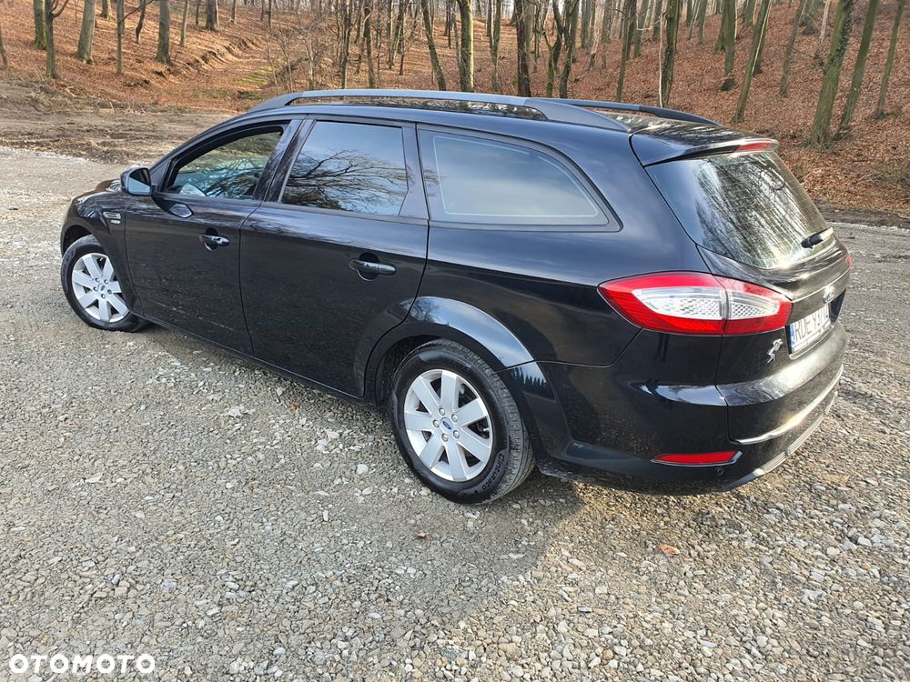 Ford Mondeo 1.6 TDCi Champions Edition - 4