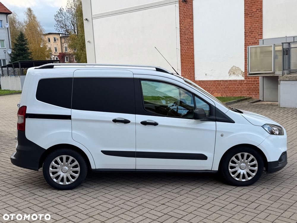 Ford Transit Courier - 3