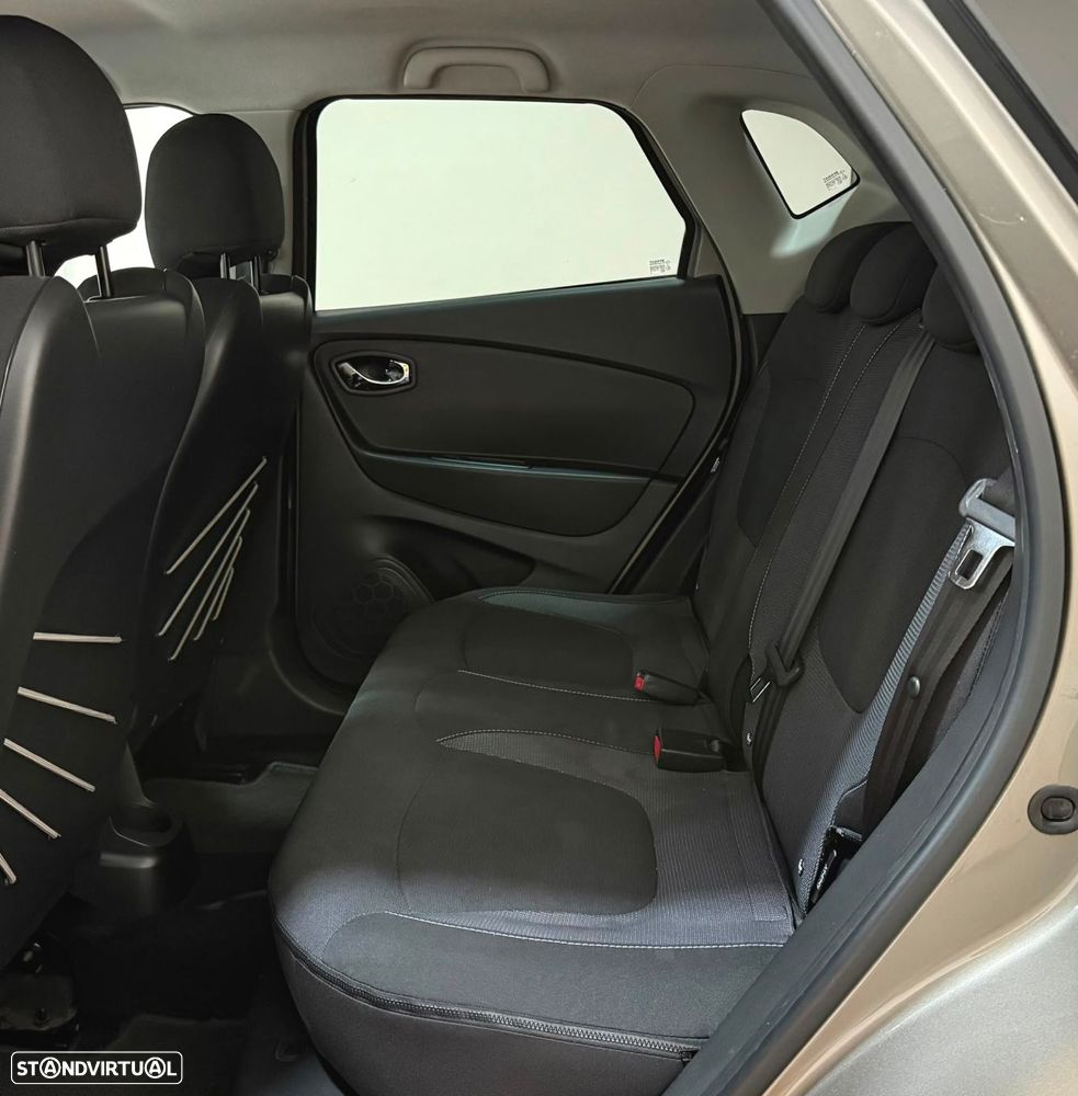 Renault Captur 1.5 dCi Sport EDC - 9