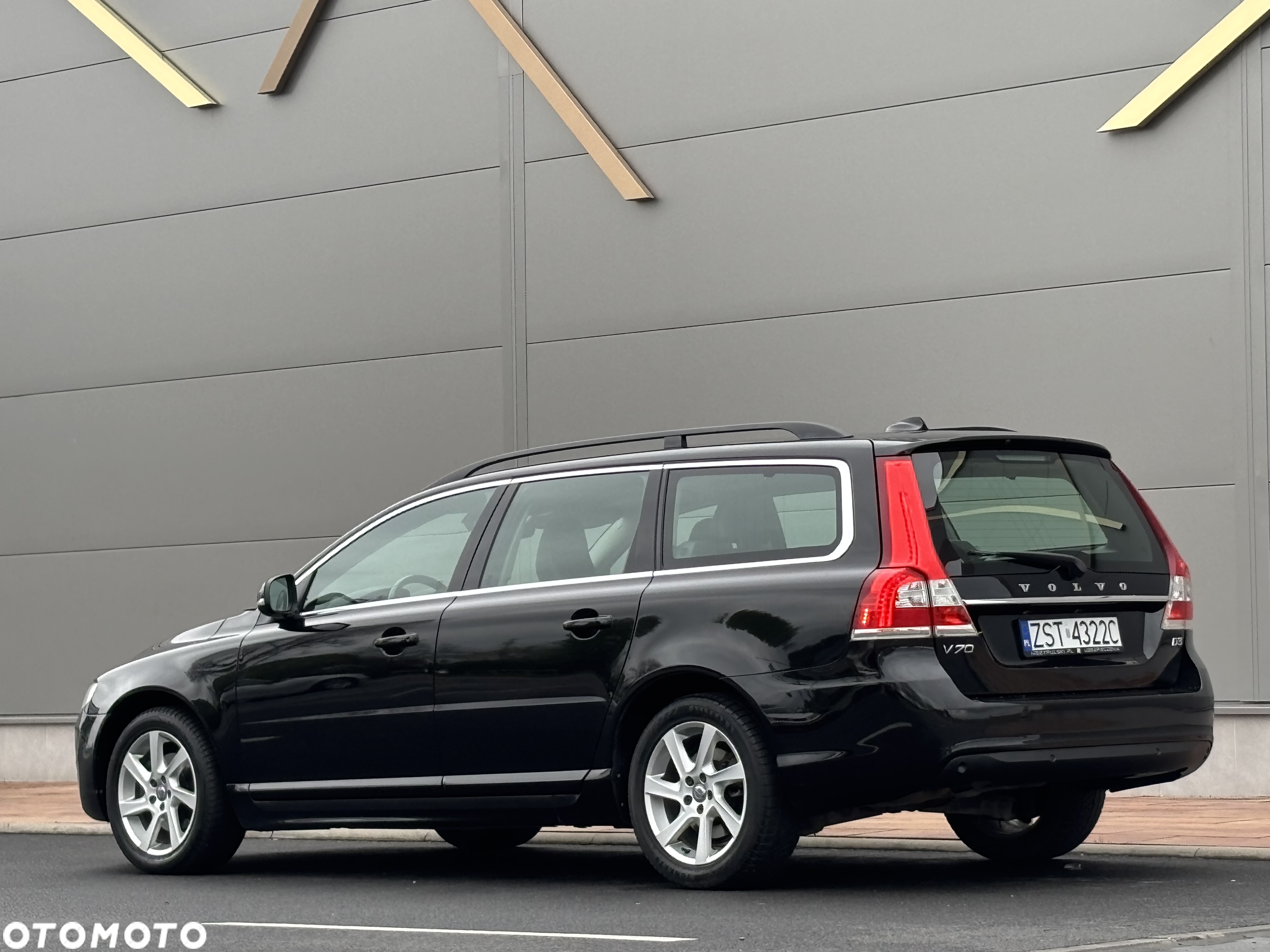 Volvo V70 D3 Geartronic Momentum - 19