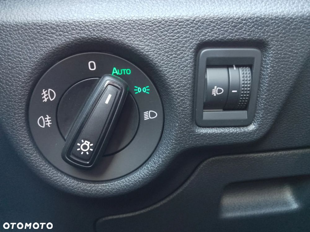 Skoda Kamiq 1.0 TSI Selection - 25