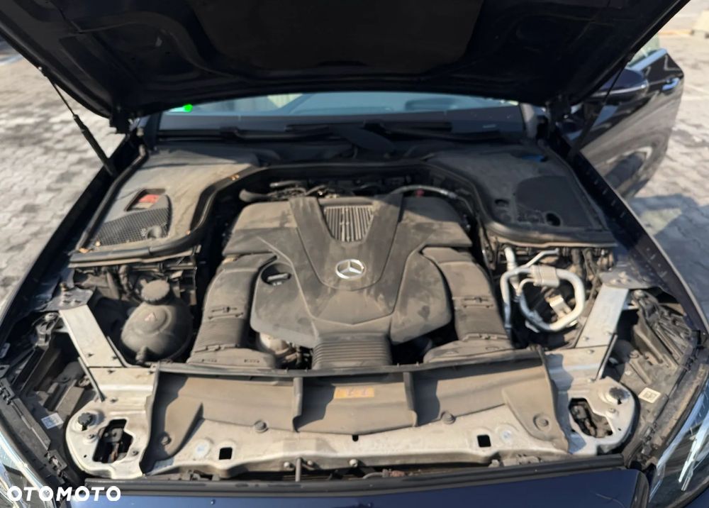 Mercedes-Benz Klasa E 450 4-Matic 9G-TRONIC - 22