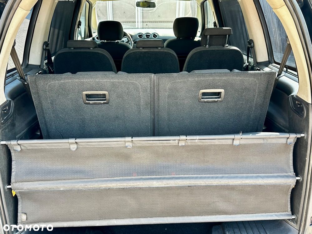 Ford Galaxy 2.0 TDCi DPF Ghia - 23