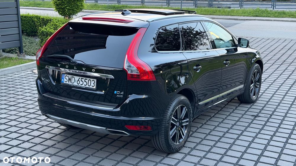 Volvo XC 60 D4 AWD Summum - 11