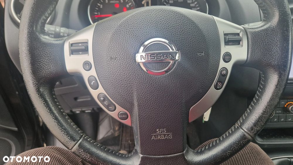 Nissan Qashqai+2 - 5