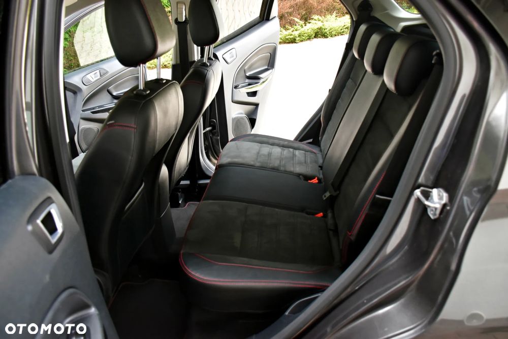 Ford EcoSport - 28