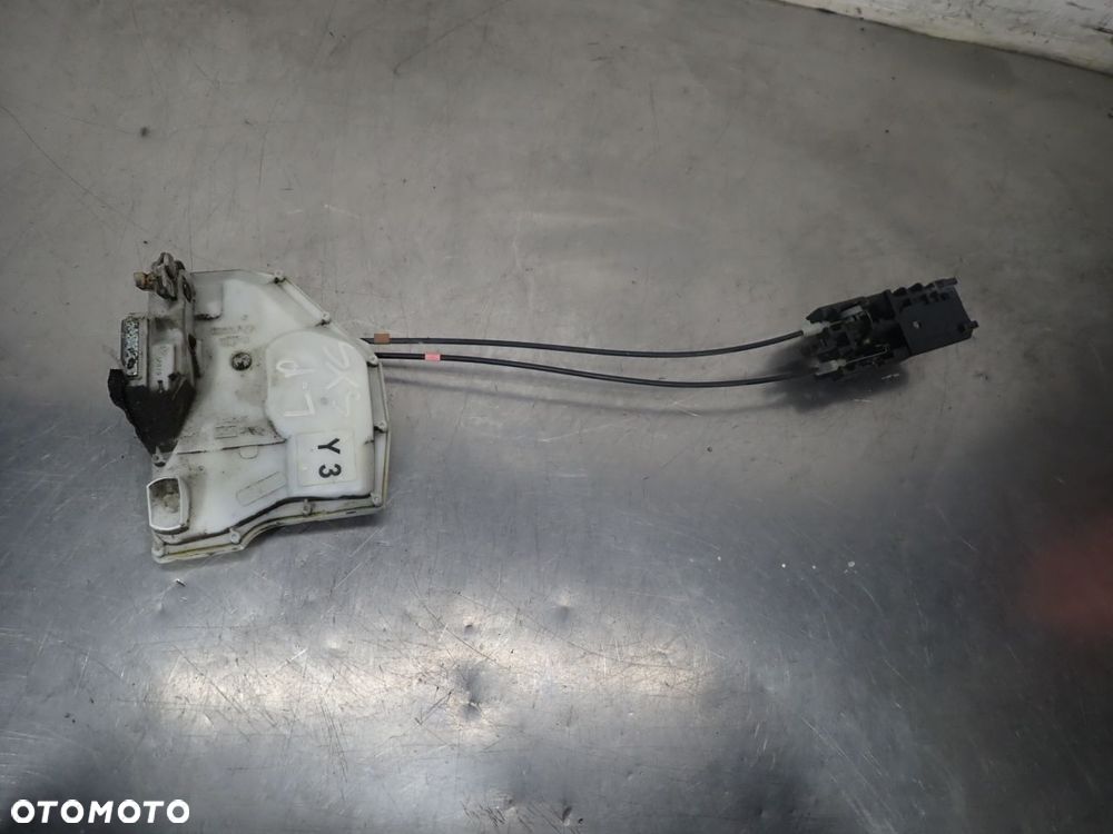 ZAMEK LEWY PRZÓD DRZWI SUZUKI SX4 1.9 - 2