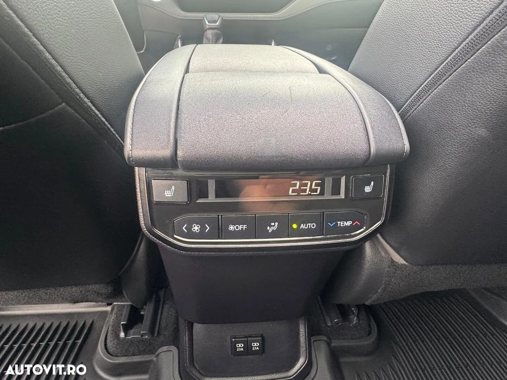 Toyota Highlander 2.5 L Dynamic Force 248CP Luxury Metallic - 15
