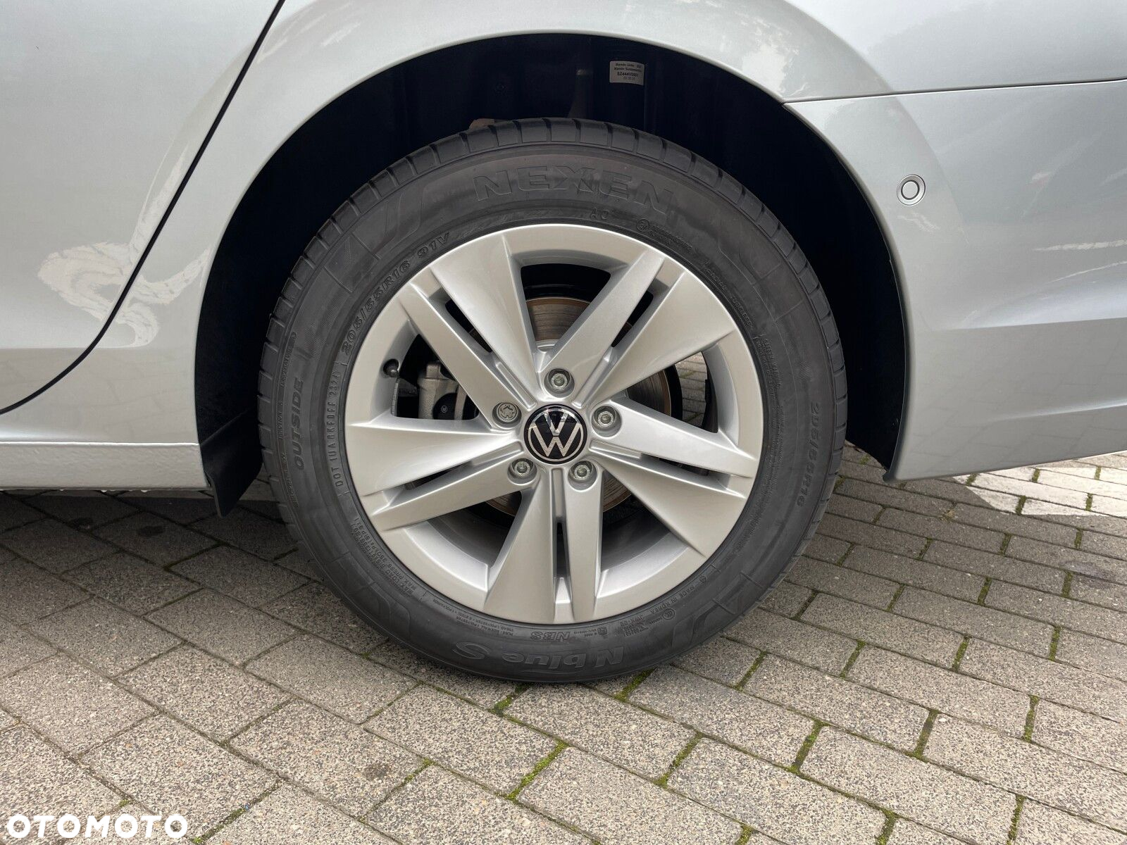 Volkswagen Golf - 30