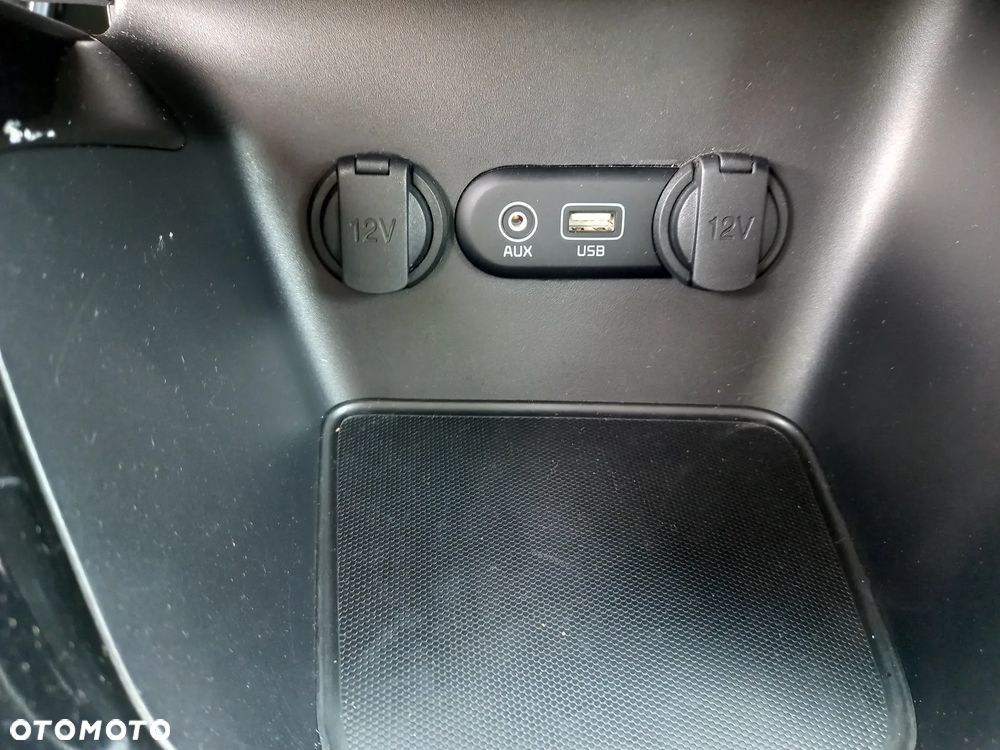 Kia Ceed 1.6 GDI Platinum Edition - 28
