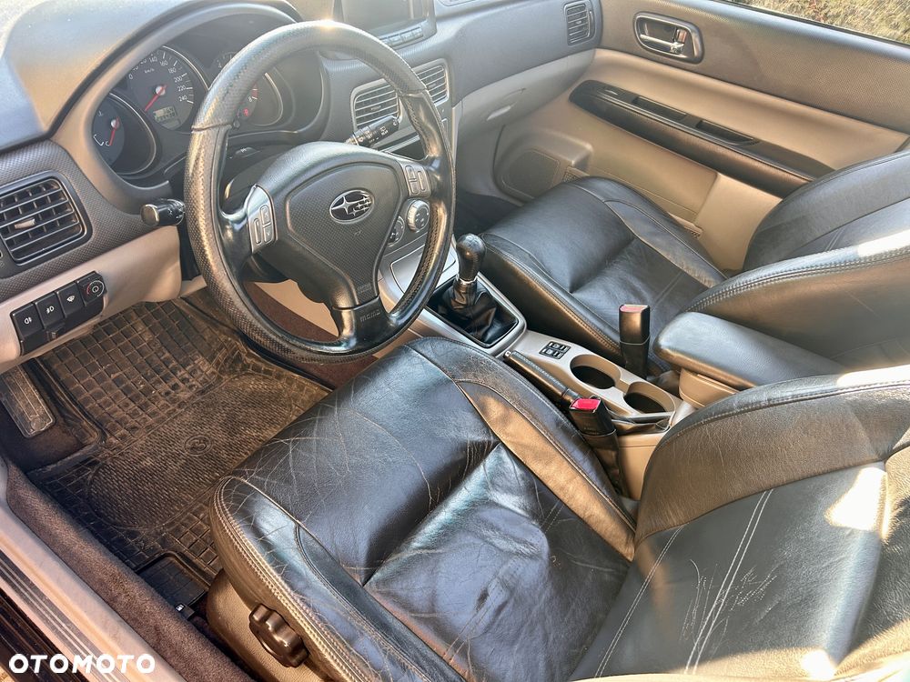 Subaru Forester 2.5 XT LOV - 10