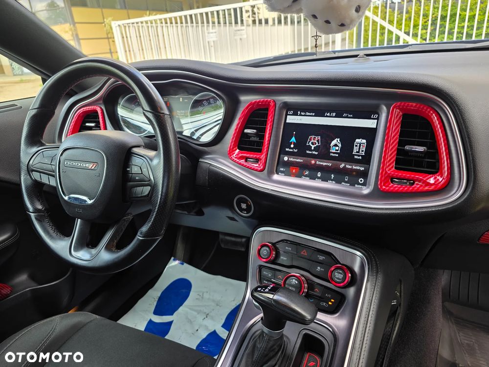 Dodge Challenger 5.7 R/T - 11