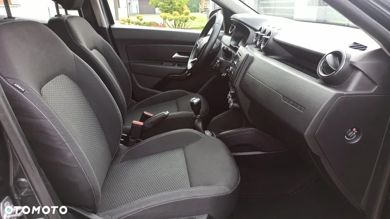 Dacia Duster 1.6 16V 4x2 Laureate - 25
