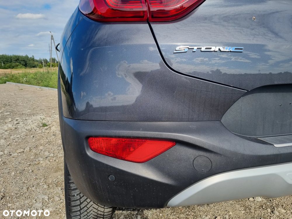 Kia Stonic - 25