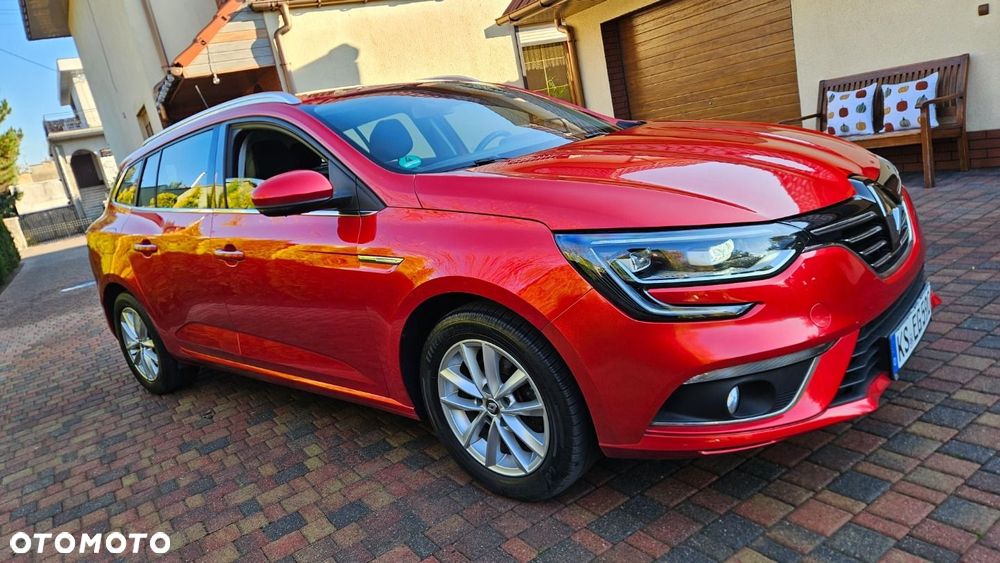 Renault Megane Grandtour ENERGY TCe 130 BOSE EDITION - 9