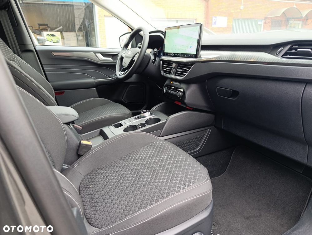 Ford Kuga 2.5 FHEV FWD Titanium - 13