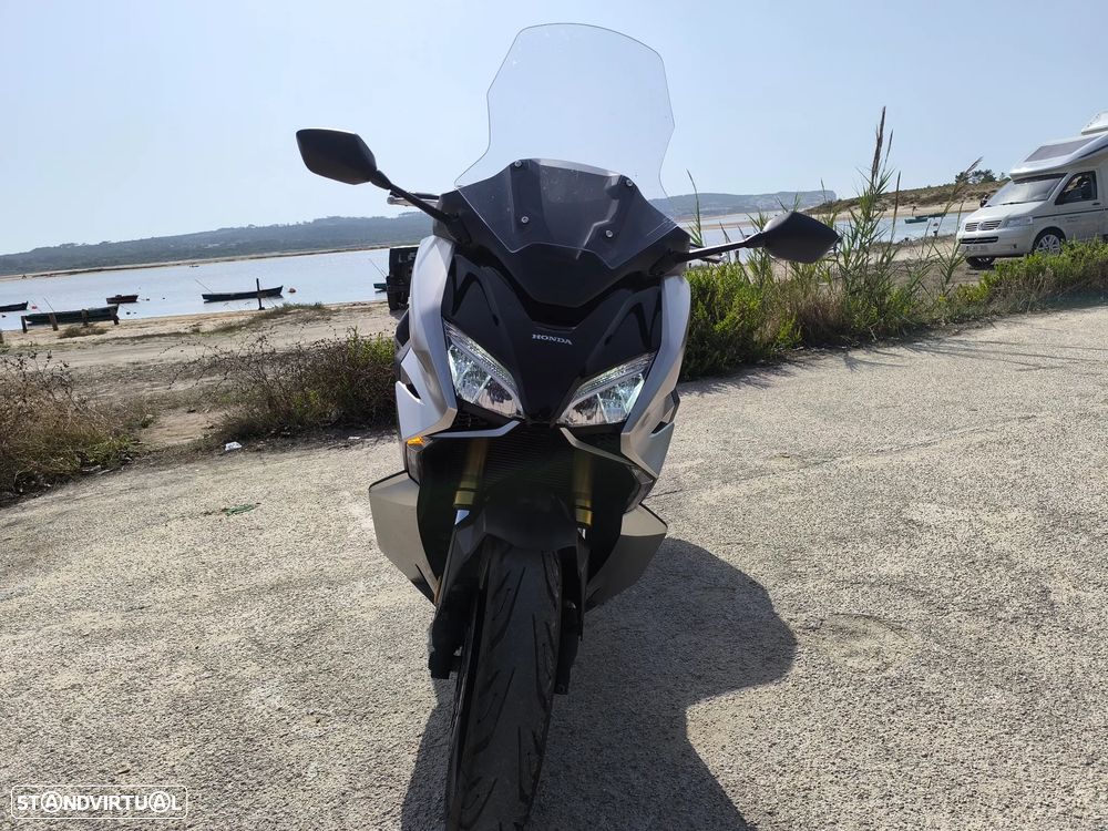 Honda Forza 750 DCT - 1