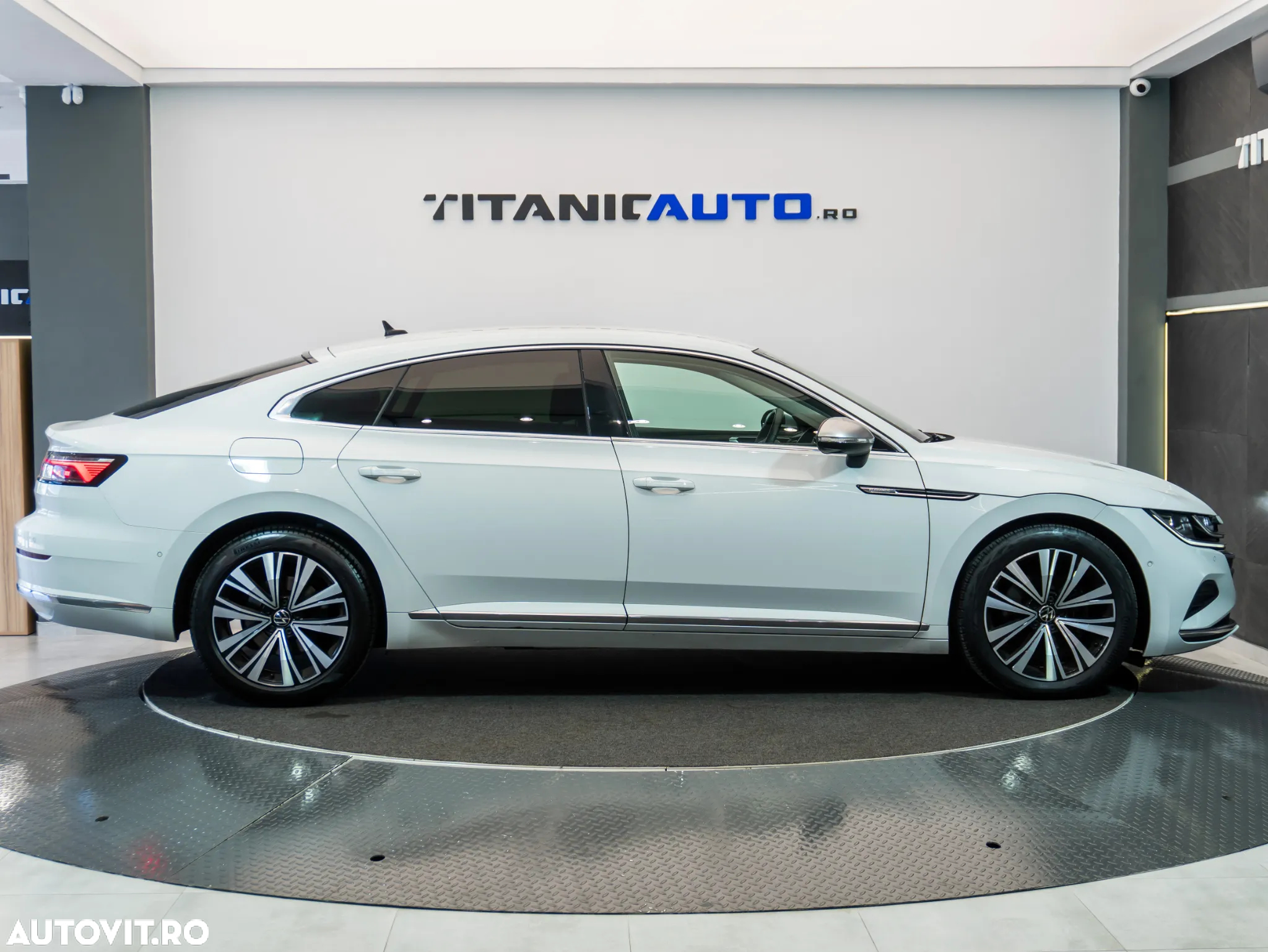 Volkswagen ARTEON 2.0 TDI DSG Elegance - 10