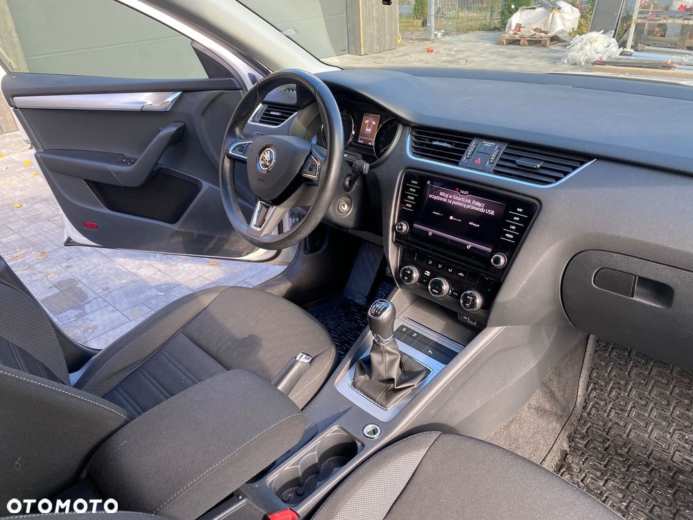 Skoda Octavia - 23