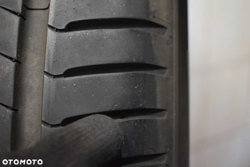 R19 245/50 Pirelli Cinturato P7 * - 5