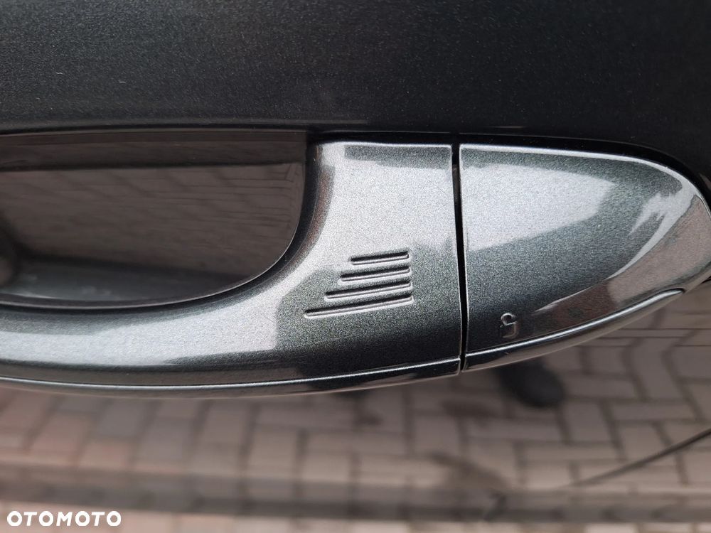 Ford S-Max 2.0 TDCi Titanium - 12