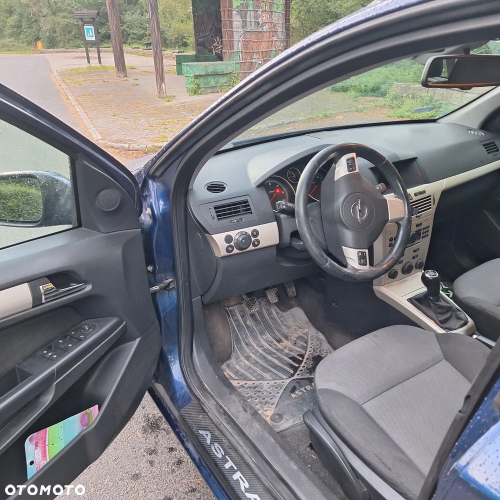 Opel Astra 2008 photo 5