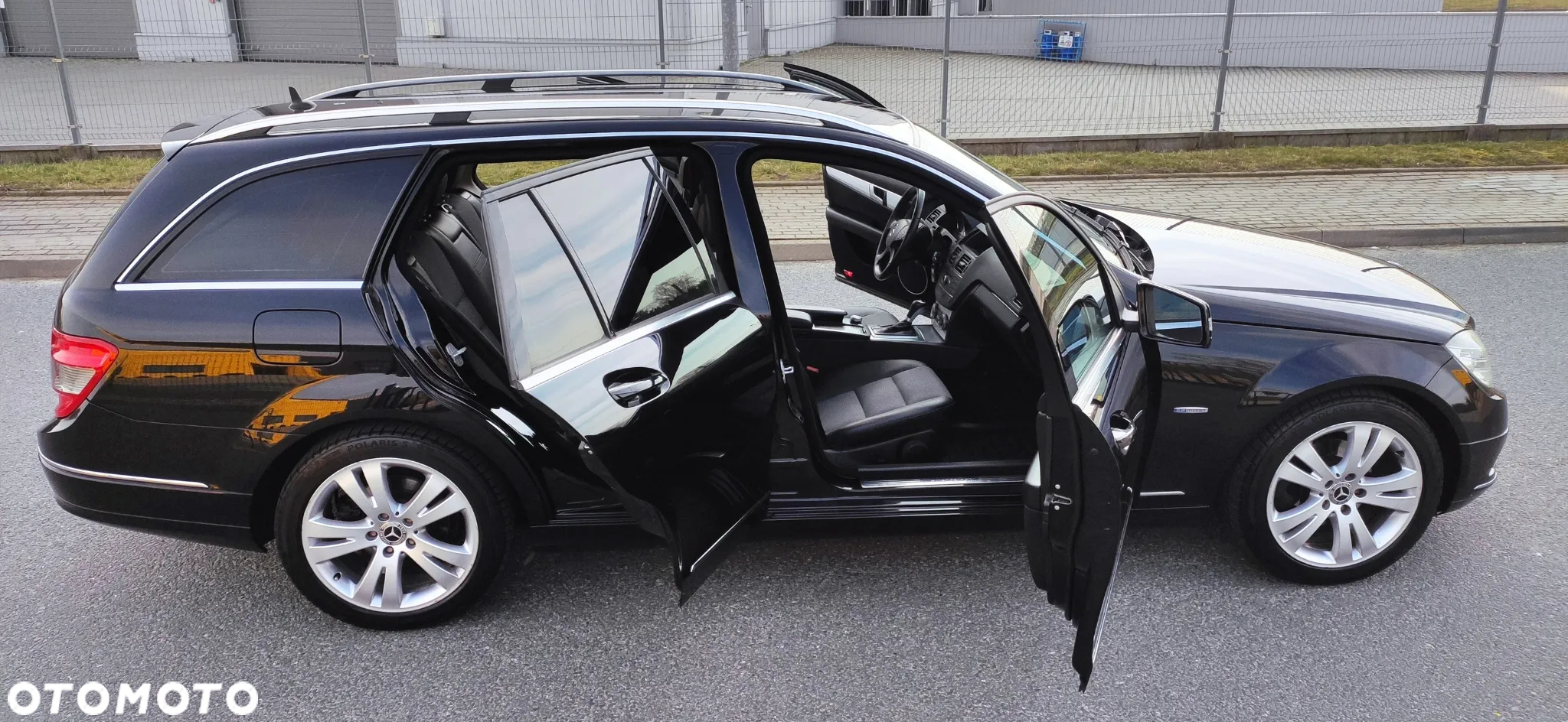 Mercedes-Benz Klasa C 180 T CGI Automatik BlueEFFICIENCY Avantgarde - 12