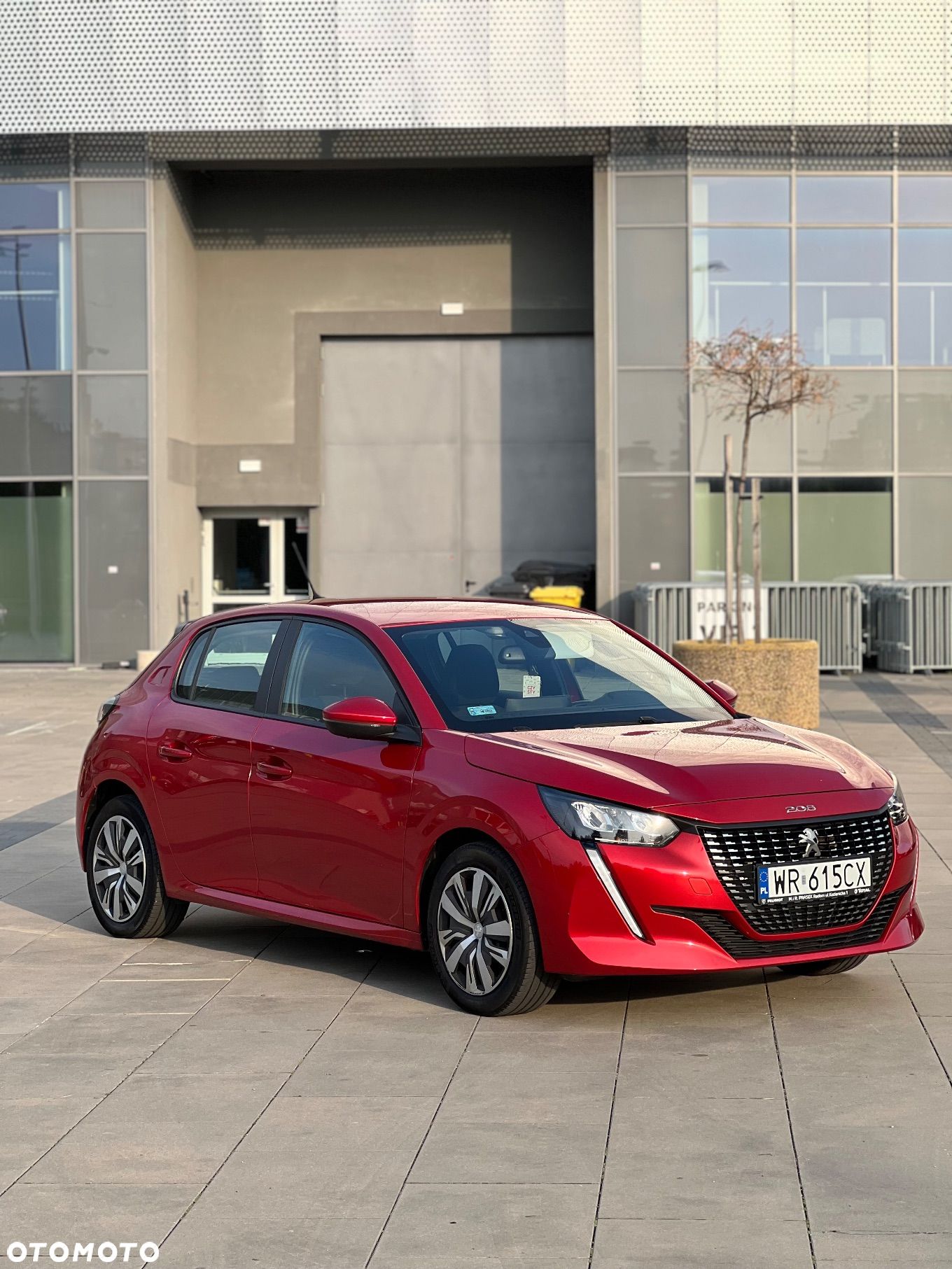 Peugeot 208 - 1