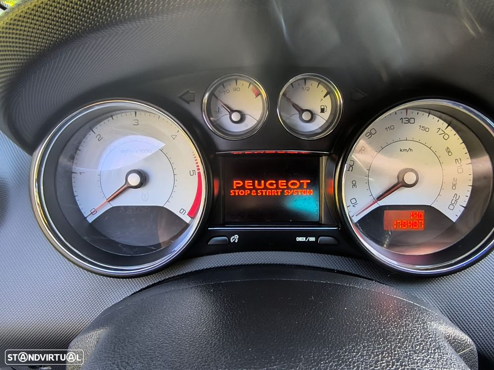 Peugeot 308 CC 1.6 e-HDi Allure - 12