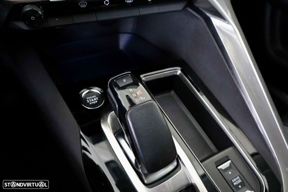 Peugeot 3008 1.6 Hybrid Allure e-EAT8 - 44
