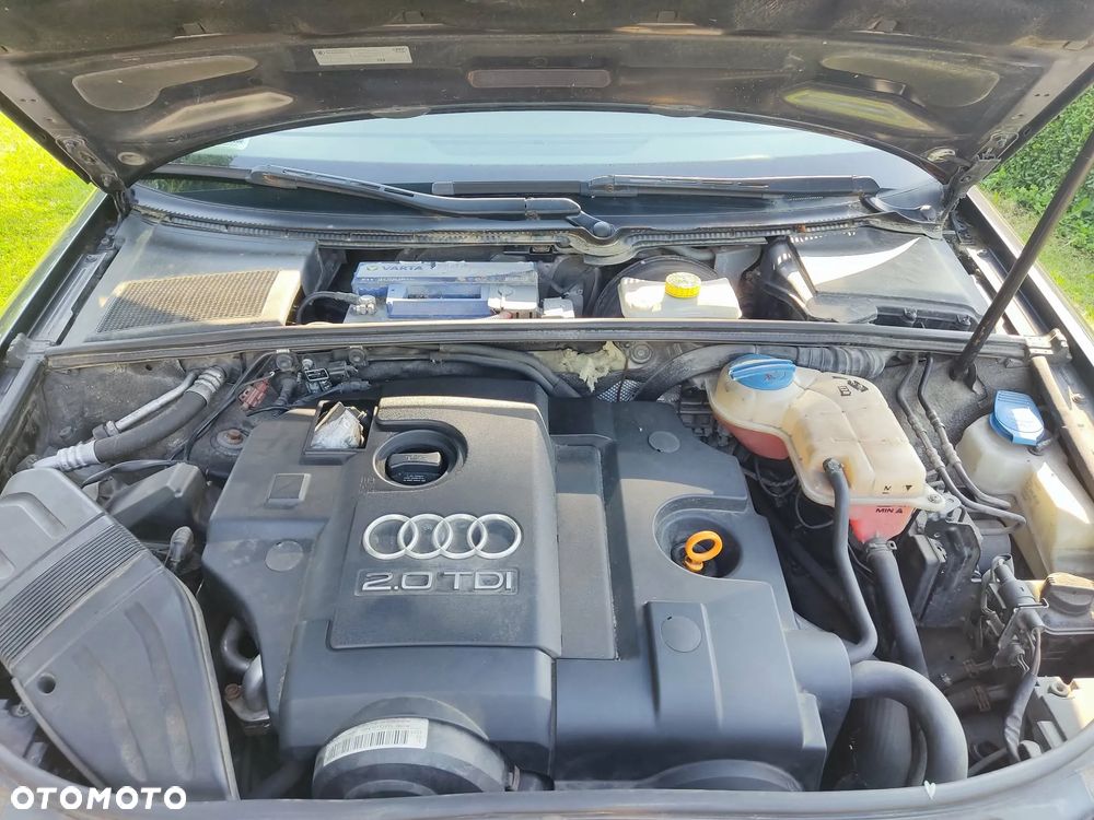 Audi A4 Limousine - 9