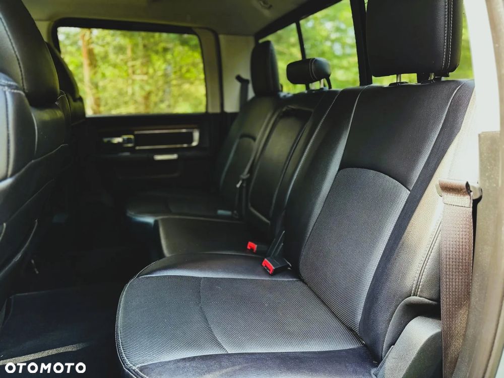 Dodge RAM 5.7 4x4 - 21