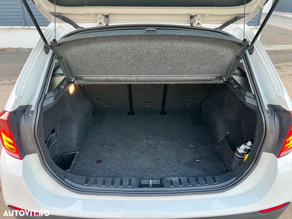 BMW X1 xDrive18d - 12