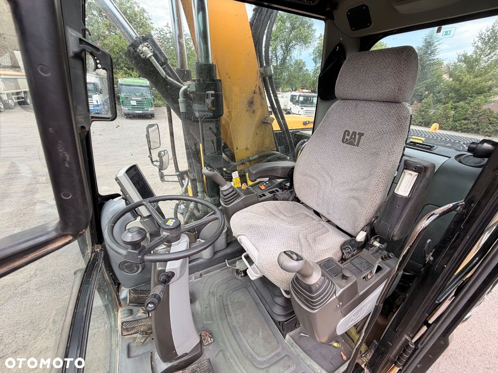 Caterpillar 313D - 7