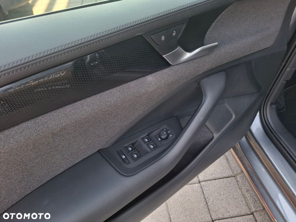 Volkswagen Passat - 10