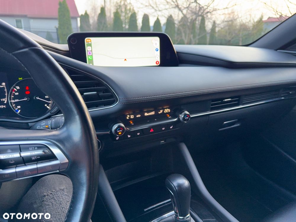 Mazda 3 e-SKYACTIV-G 122 M HYBRID DRIVE EXCLUSIVE-LINE - 26