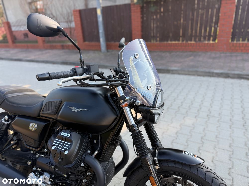 Moto Guzzi V7 - 4