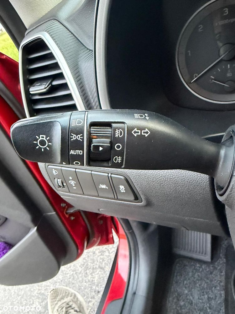 Hyundai Tucson blue 1.6 CRDi 2WD Style - 38