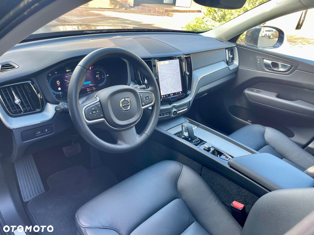 Volvo XC 60 T6 AWD Plug-In Hybrid Inscription - 11