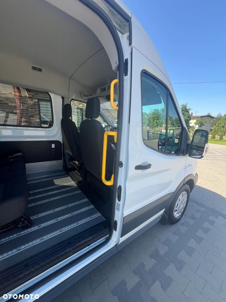 Ford Transit - 12