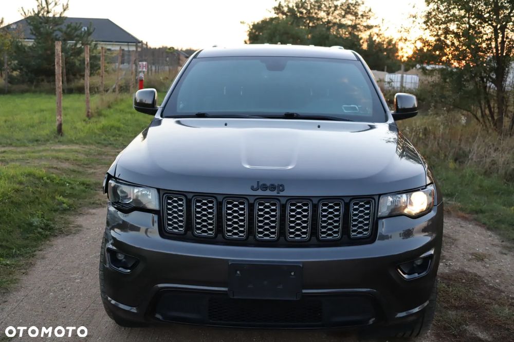 Jeep Grand Cherokee - 3