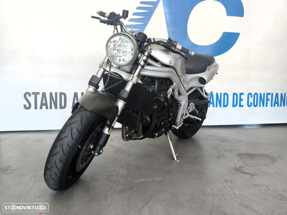 Triumph Daytona - 15