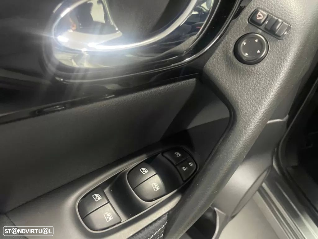 Nissan Qashqai 1.5 dCi Acenta - 8
