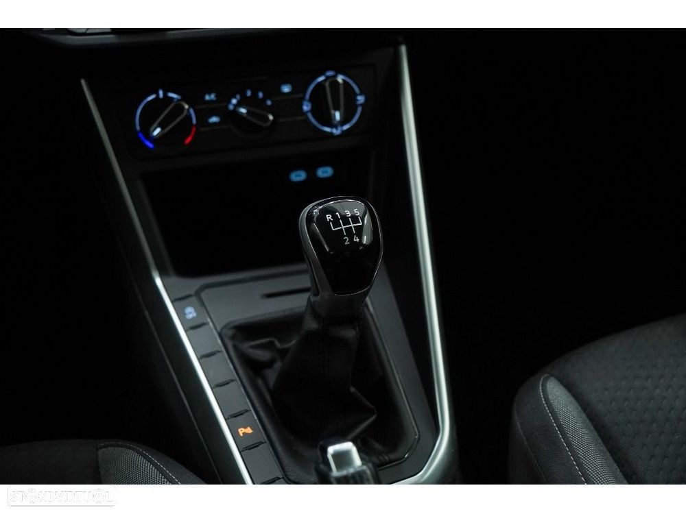 VW Taigo 1.0 TSI Urban - 7