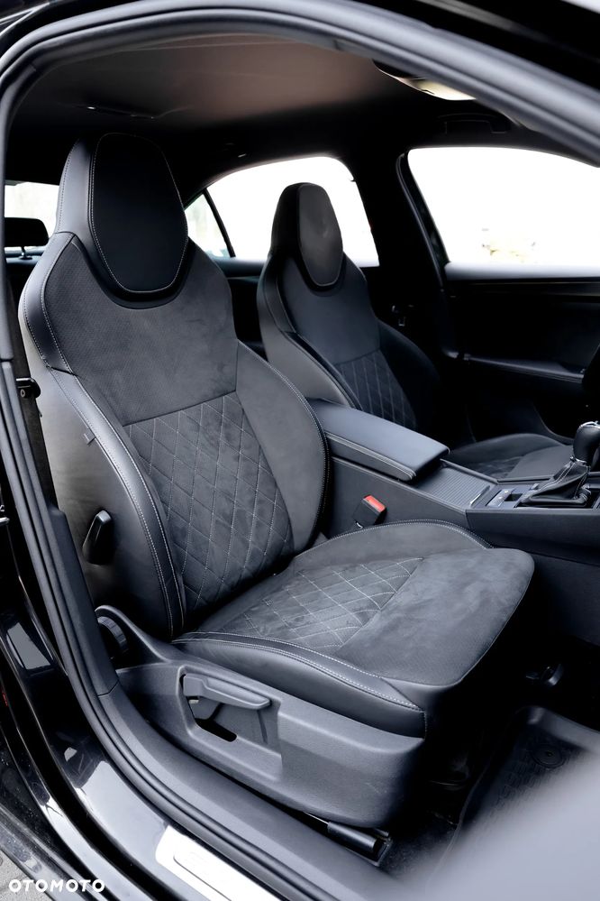 Skoda Superb 2.0 TSI Sportline DSG - 13