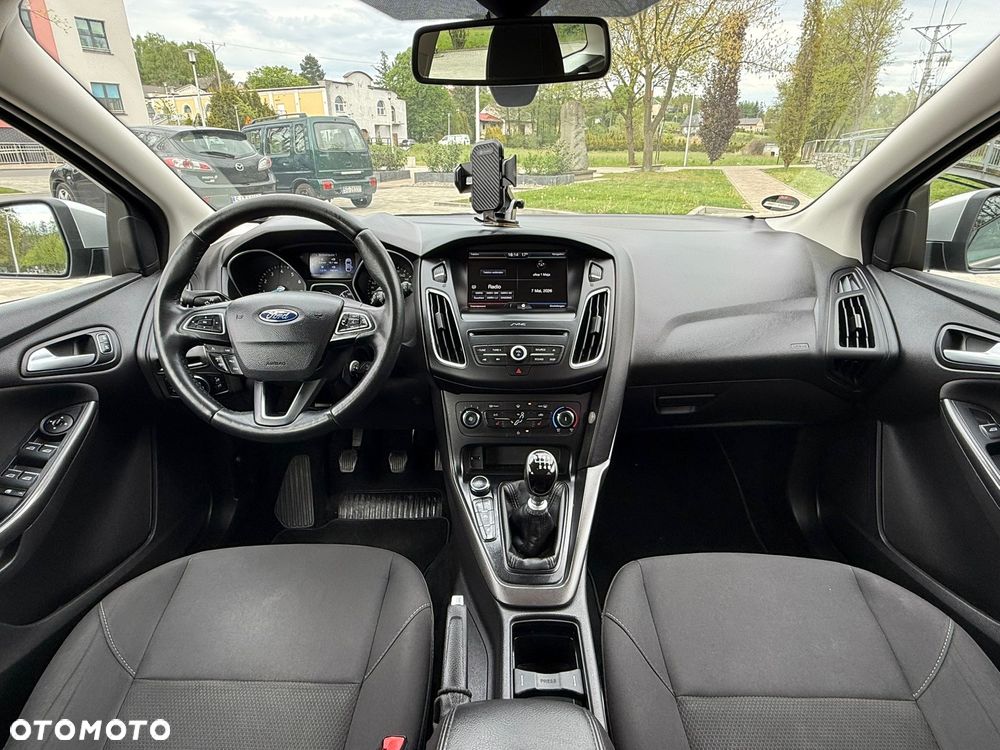 Ford Focus 1.0 EcoBoost Start-Stopp-System Business Edition - 10