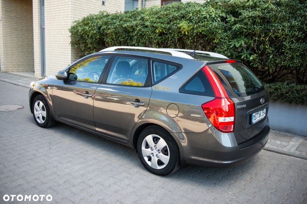 Kia Ceed 1.4 M - 9